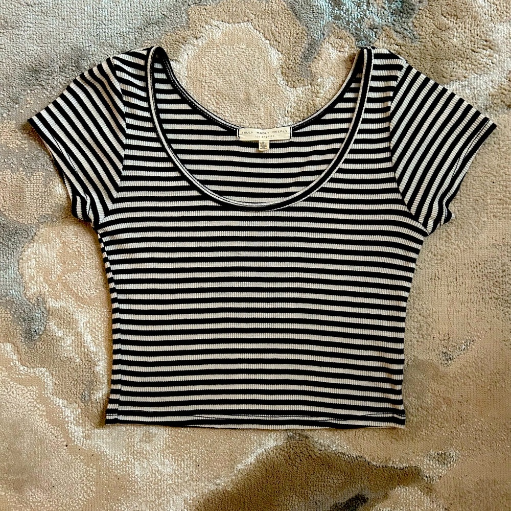 Black and White Stripe Crop Top (Small)